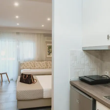 Ammos Seaside Luxury 4*