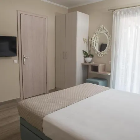 Ammos Seaside Luxury 4*