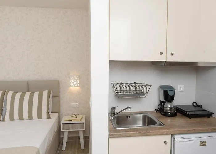 Ammos Seaside Luxury فندق