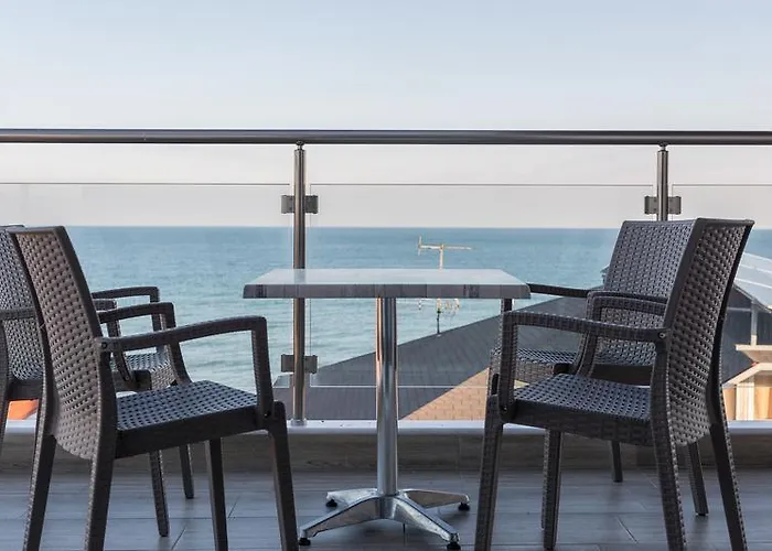 Ammos Seaside Luxury فندق