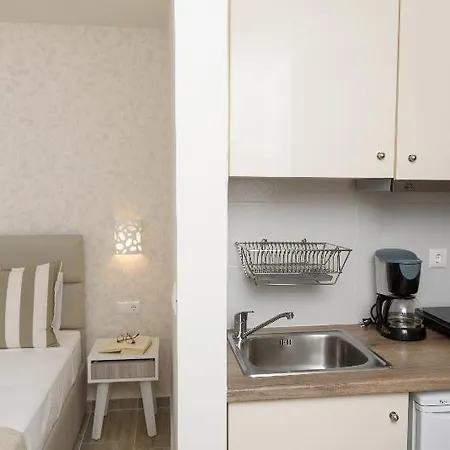 Ammos Seaside Luxury Hotel