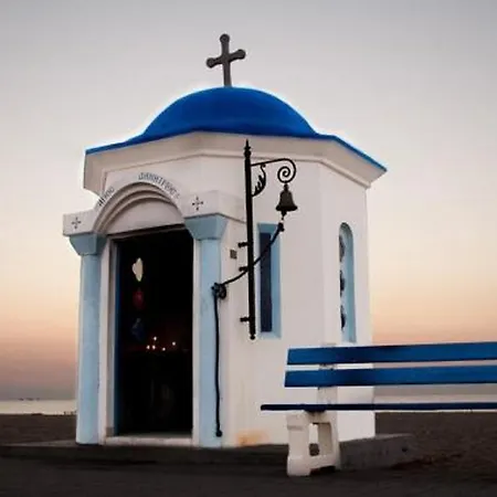 Ammos Seaside Luxury 4*