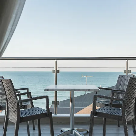 Ammos Seaside Luxury